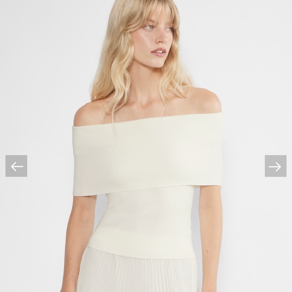 ARITZIA - Elegant Cream Off-Shoulder top